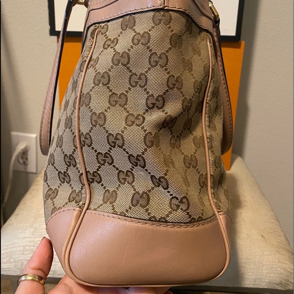 Gucci 👜 tote - Picture 3 of 16